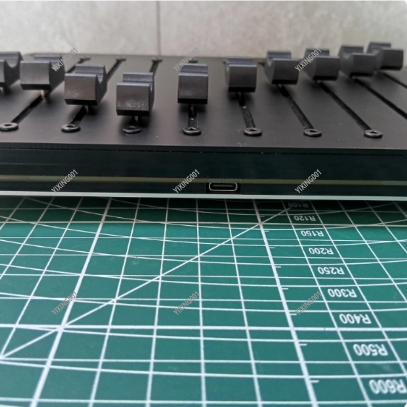 Audio Music Software - 10-kanaals USB MIDI Fader Controller -