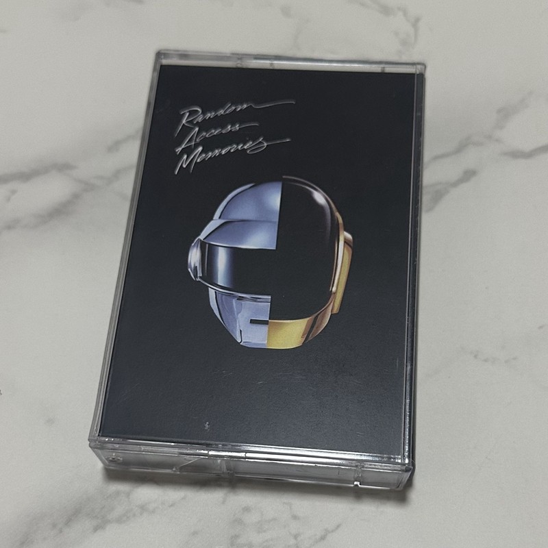 Retro audiocassette, gloednieu - Audio Music To Lyrics recensie en prijs
